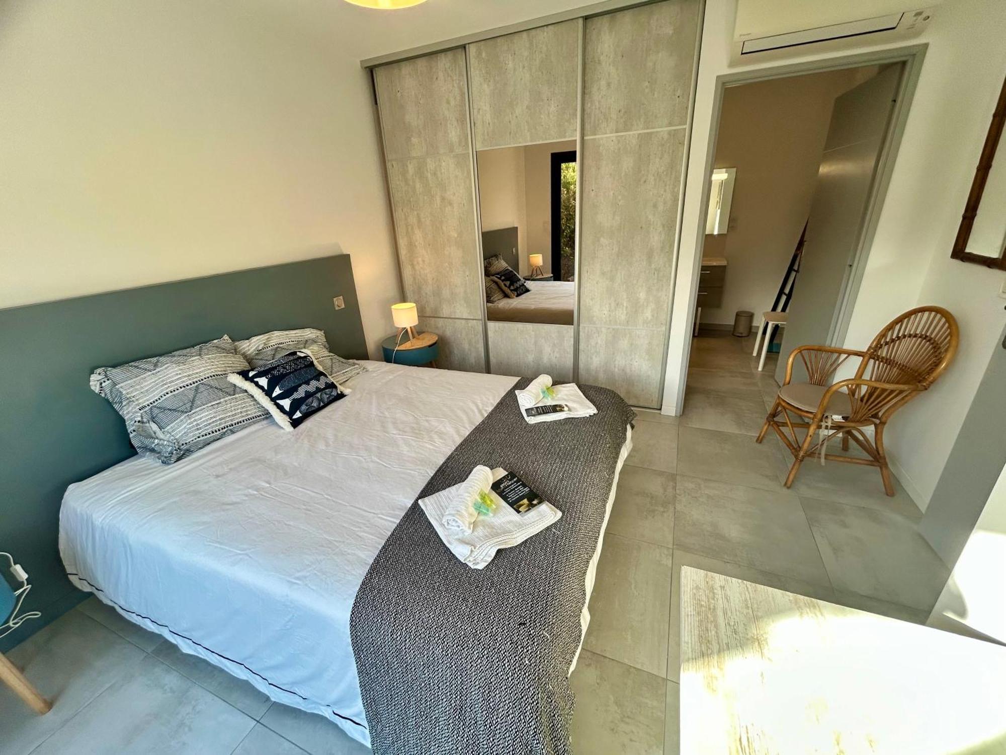 Appartement Luxe Le Levant Hyères Eksteriør bilde
